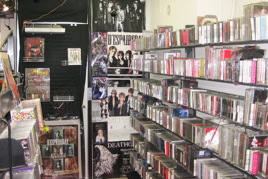 【写真3】ビジュアル系バンドのCDやDVDを販売・買取中。